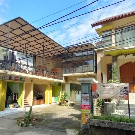 Rosa Pavilion Syariah Redpartner Malang Exterior foto